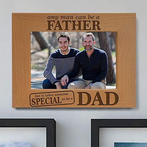 Kate Posh - Orice bărbat poate fi tată, dar este nevoie de cineva special pentru a fi tată - cadru de imagine din lemn natural gravat, tatăl mirelui, tatăl miresei