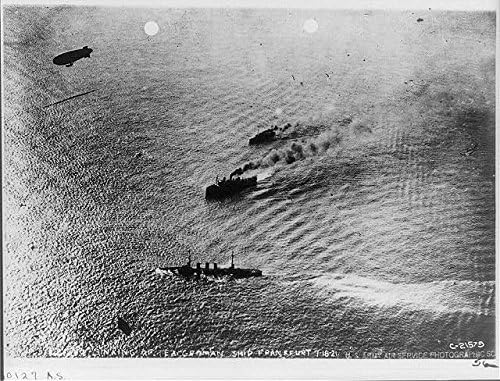 HistoricalFindings Foto: scufundarea ex-germană a navei Frankfort, în timpul atacului de practică a armatei americane și a